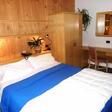 Hotel Santa Caterina 3*