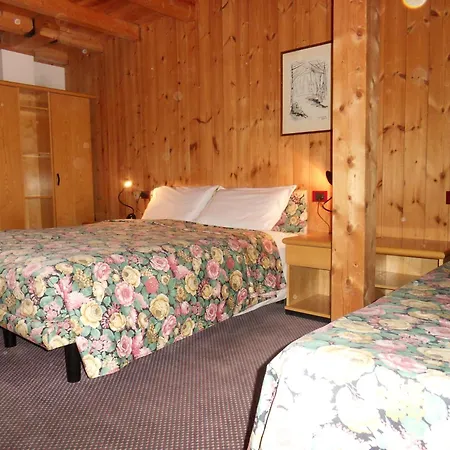 Hotel Santa Caterina 3*