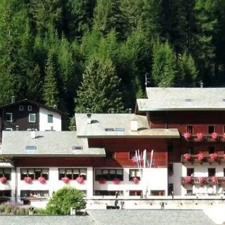 Отель Santa Caterina Санта-Катерина-ди-Вальфурва