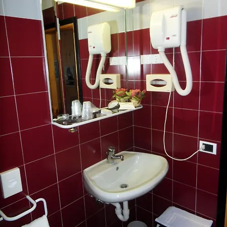 Santa Caterina Отель 3*