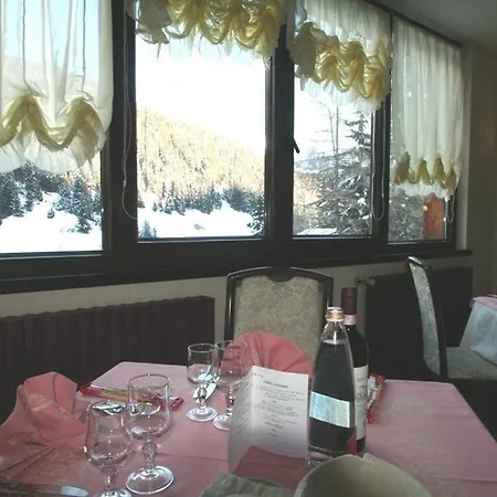 Santa Caterina Hotel